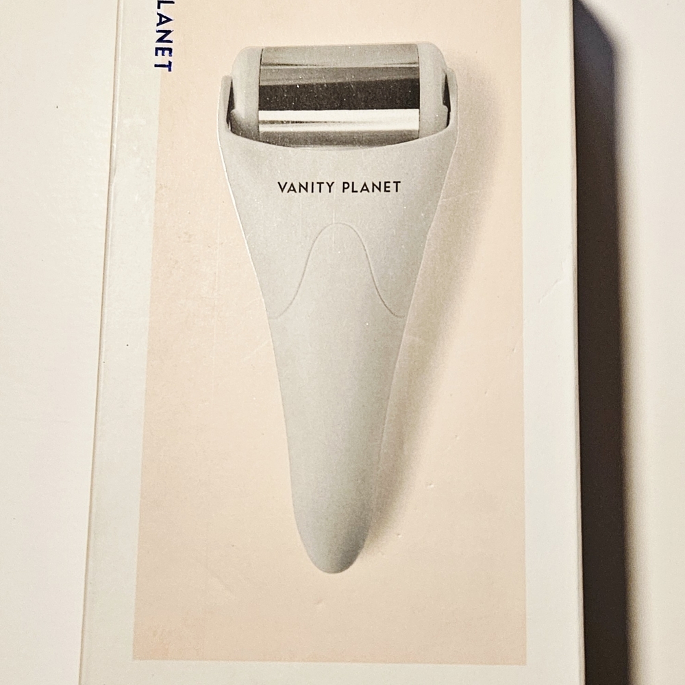 Vanity Planet White Skincare Roller